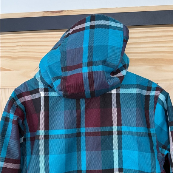 Powder Room Jacket, Global Program - Picture 9 of 14